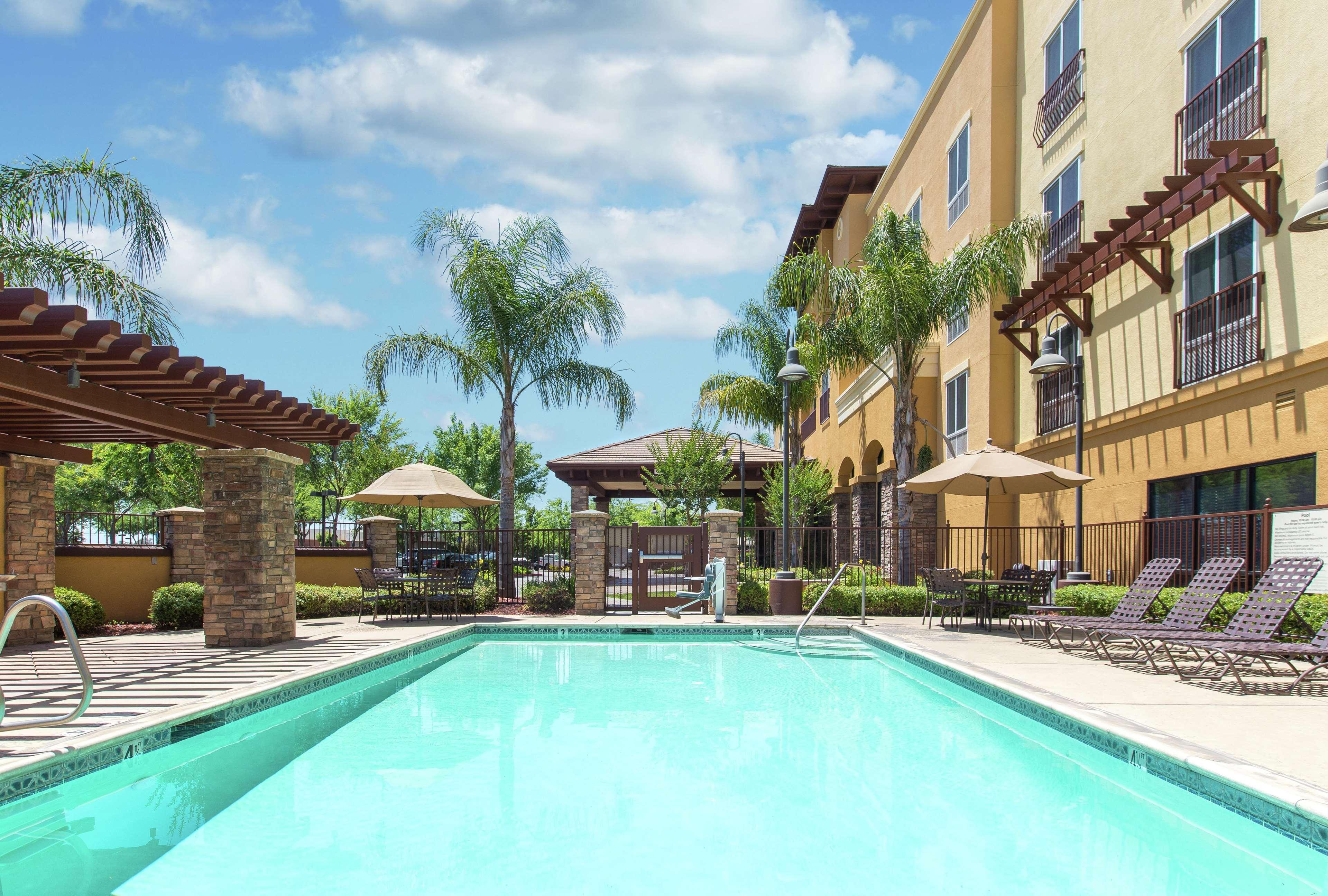 Hampton Inn & Suites Lodi Exteriér fotografie