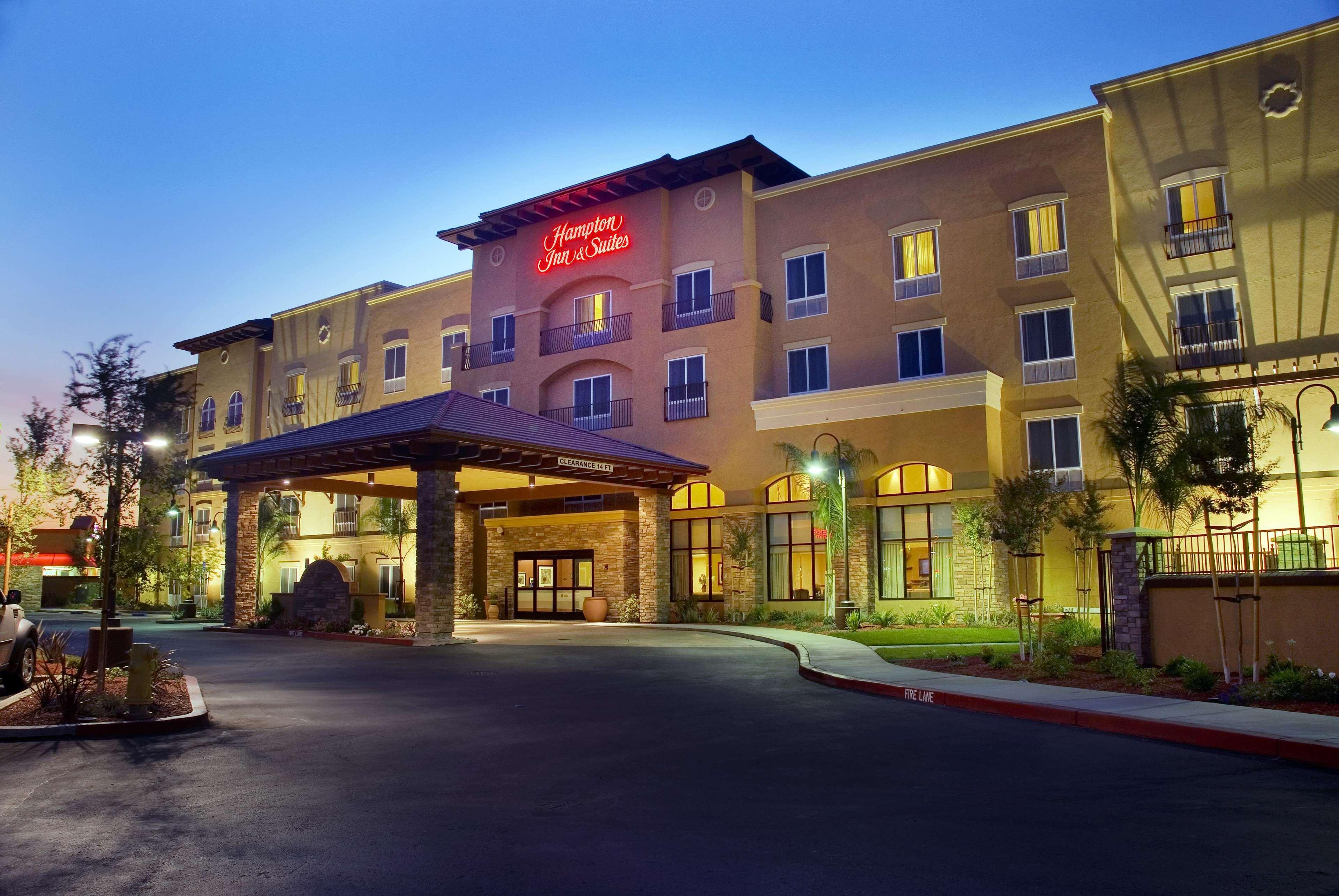 Hampton Inn & Suites Lodi Exteriér fotografie