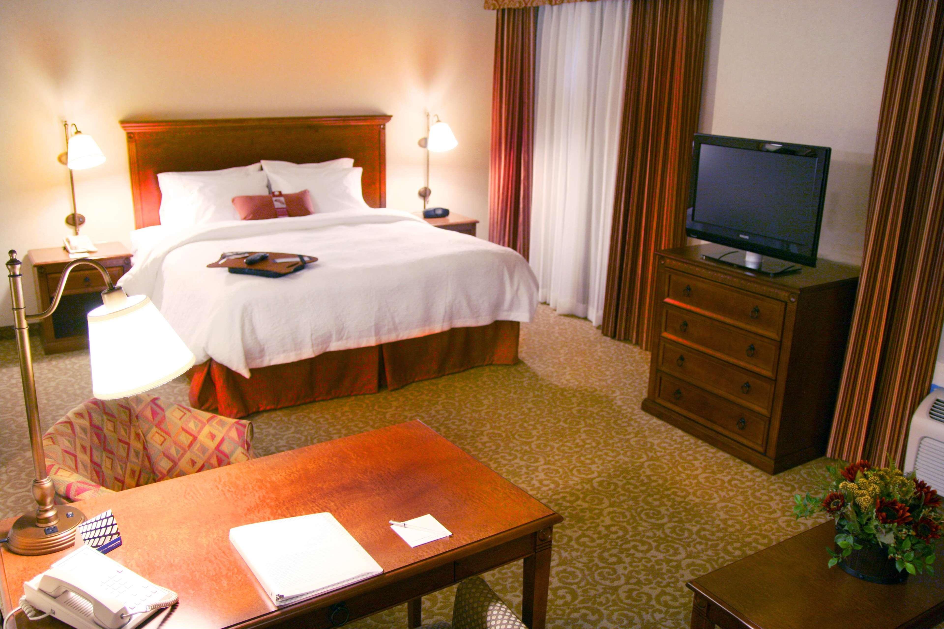 Hampton Inn & Suites Lodi Pokoj fotografie