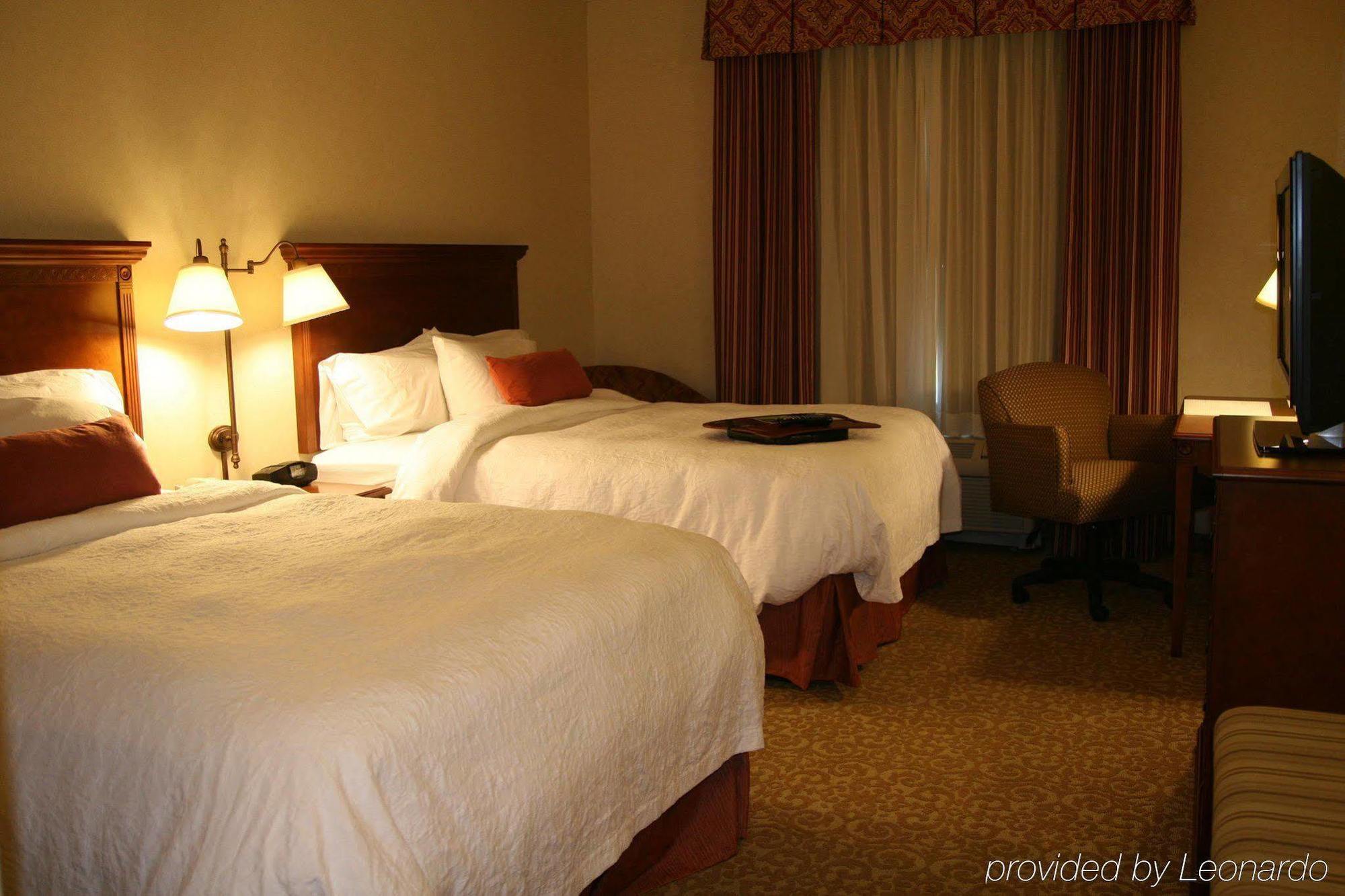 Hampton Inn & Suites Lodi Pokoj fotografie