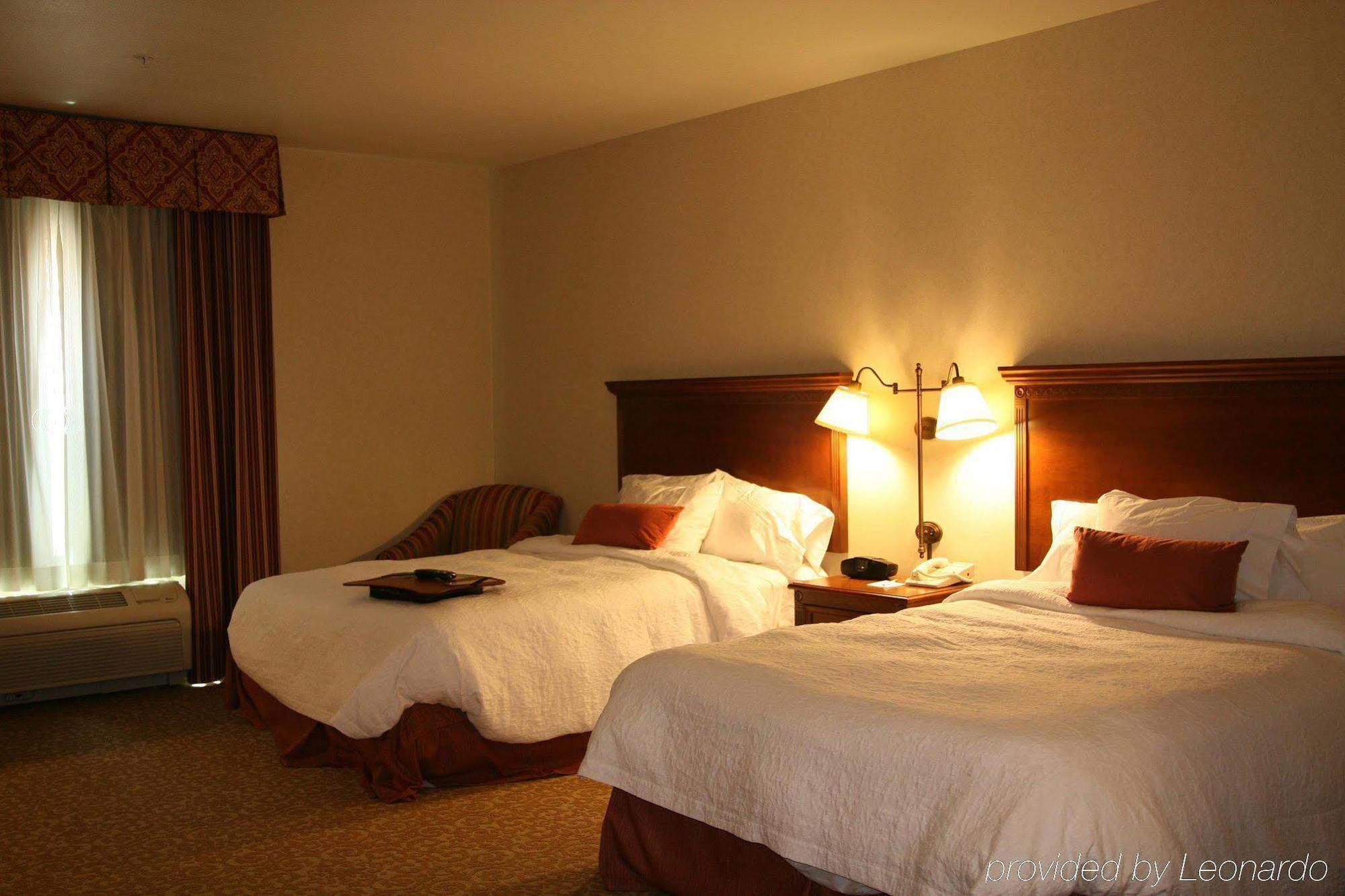 Hampton Inn & Suites Lodi Pokoj fotografie