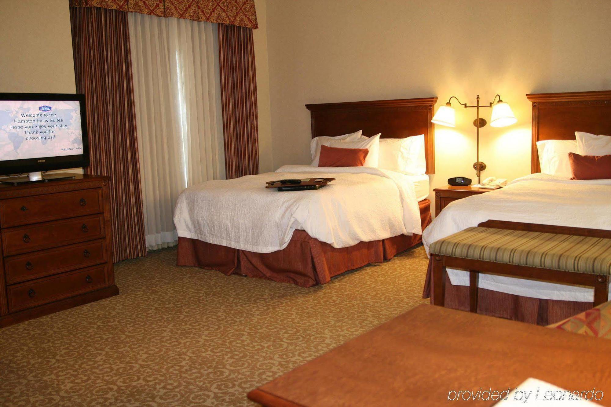 Hampton Inn & Suites Lodi Pokoj fotografie
